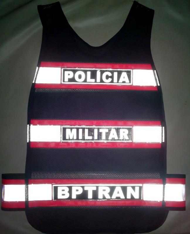 alt= img src "colete refletivo polícia militar de trânsito"
