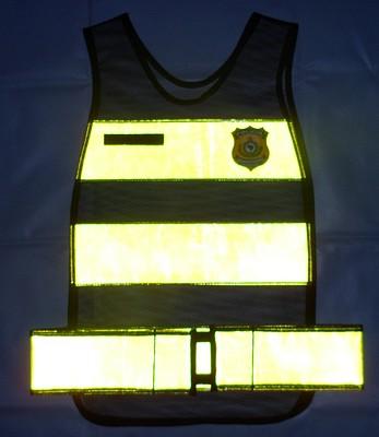 colete refletivo da Polícia Rodoviária Federal