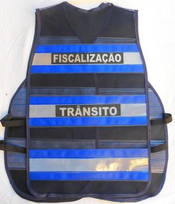 < img src="colete-refletivo-azul-blusaoazul202M.jpg" alt="colete refletivo tipo blusao azul">