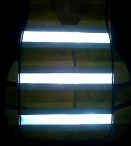 alt="imagem de colete refletivo telado"