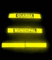 alt="colete refletivo tipo manta para guardas municipais">