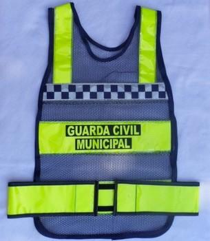 < img src="esp102M.jpg" alt="colete refletivo tipo manta para guardas municipais">