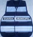 < img src="imagem.jpg" alt="imagem de colete refletivo cor azul guarda municipal ">