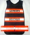 < img src="imagem.jpg" alt="imagem de colete refletivo policia exercito">